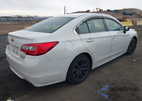 2015 Subaru Legacy 2.5I z USA, uszkodzony, nr VIN 4S3BNAA67F3059251